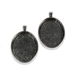 Ovalni medaljon 23 x 30 mm, 2 kos